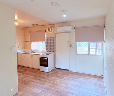 Two-storey, two-bedroom unit - Photo 6