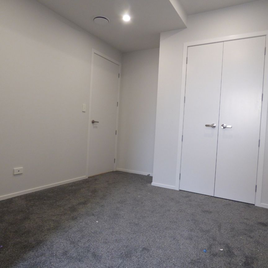 Great 1 Bedroom Apartment - Photo 1