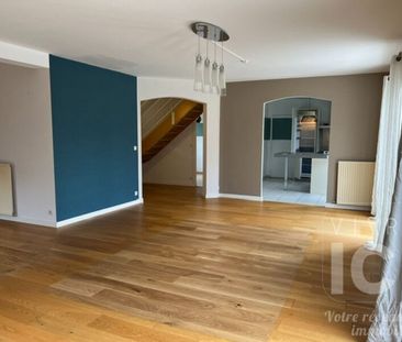 Location Maison 6 pièces 135m² - Photo 1