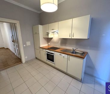 Provisionsfrei: Klassischer 81m² Altbau mit Einbauküche und 2 Zimme... - Foto 5