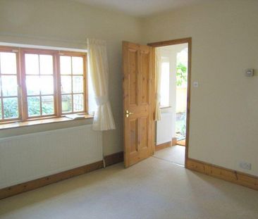 2 bedroom cottage to rent - Photo 3