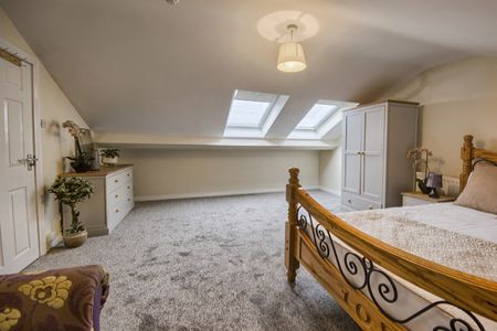 270c Antrim Road, Belfast, BT15 5AA - Photo 4