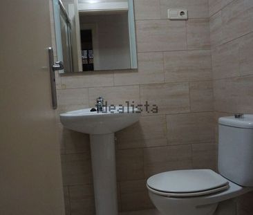 Alquiler de piso en Calle Osorio Valdés - Photo 3