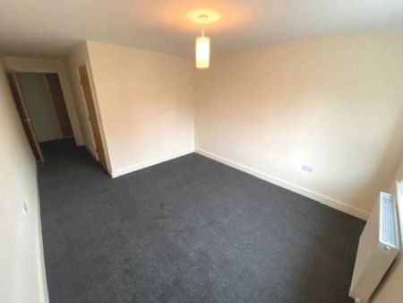 Price £1,700 pcm - Available 30/10/2025 - Unfurnished - Photo 3
