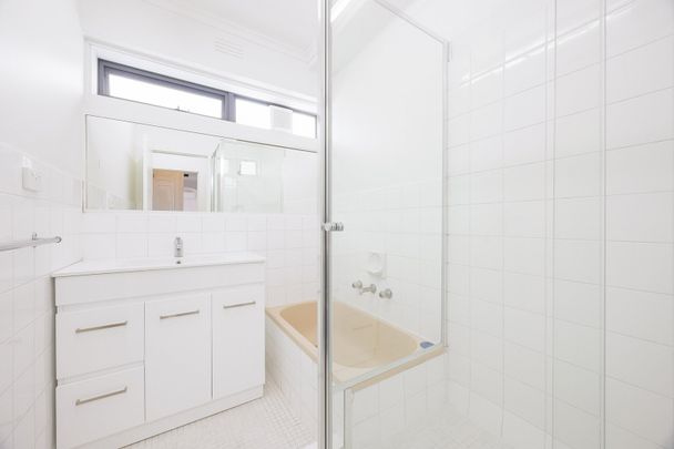 2/19 Mcilwraith Street, Carlton North VIC 3054 - Photo 1