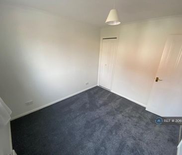 2 bedroom semi-detached house to rent - Photo 2