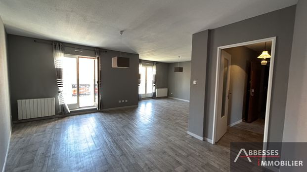 Location Appartement 3 pièces 76m² REMIREMONT 88200 - Photo 1