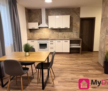 Pronájem bytu 2+kk 62 m2 - Фото 1
