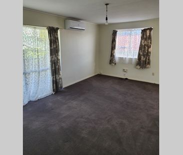 Newly Renovated 3 Bedroom Home - Photo 5