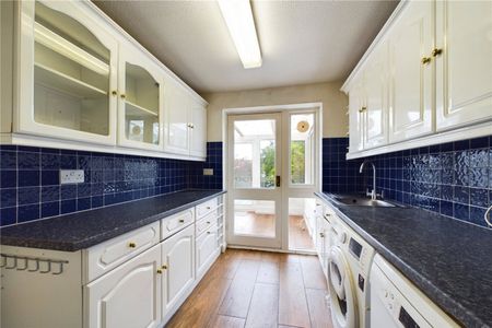 Delft Close, Tilehurst, Reading, Berkshire, RG30 - Photo 4