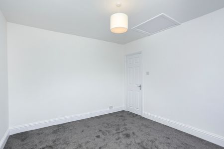 5 bedroom house to rent Oakley Road, Bromley, BR2 - Photo 2