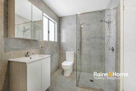 Newly Built 2 Bedroom Granny Flat! - Photo 2