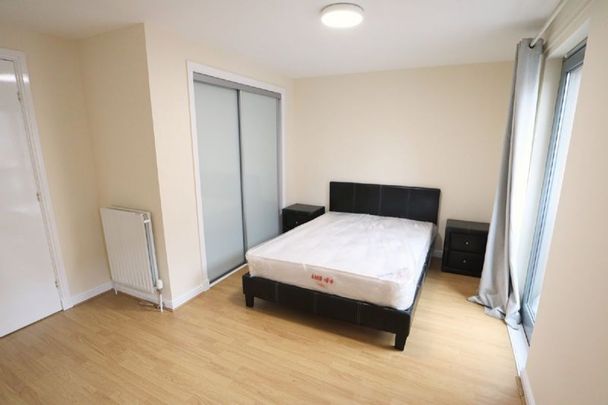 1 Bed, First Floor Flat - Photo 1