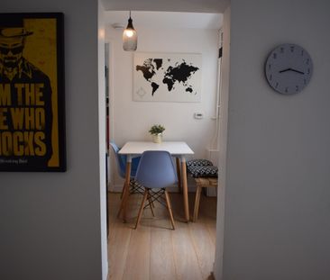 Modern Home with Large Social Lounge - Photo 3