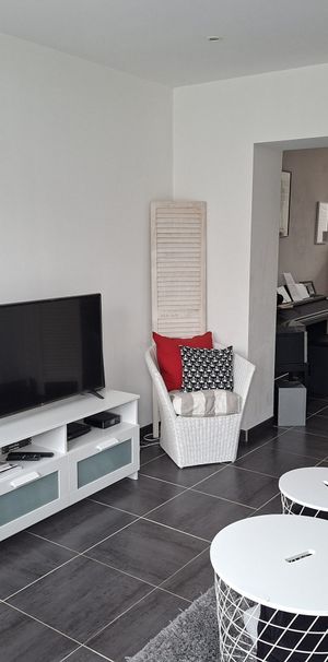 Location Maison 3 pièces 83m² LAVENTIE 62840 - Photo 1