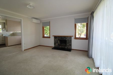 Cozy Cul de Sac on Kellys - Photo 3