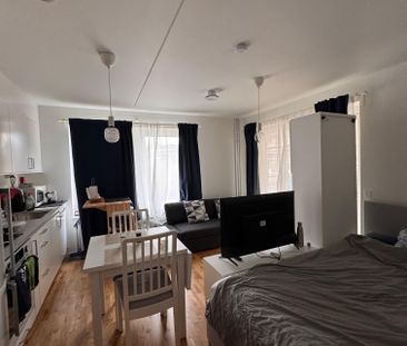 Klockelundsvägen, Farsta - Photo 1