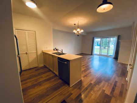 For Lease - 32 Dawson Drive Unit# 824, Collingwood, Ontario - Photo 4