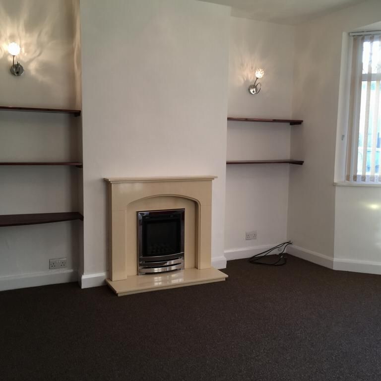 2 bedroom terraced house to rent - Photo 1