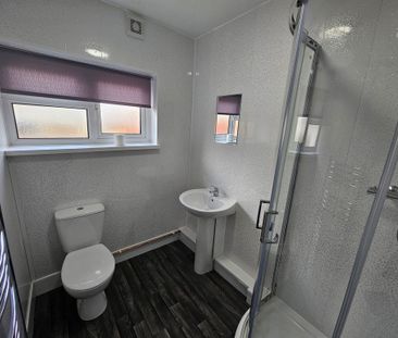 7 Bed Student Accommodation - Photo 5