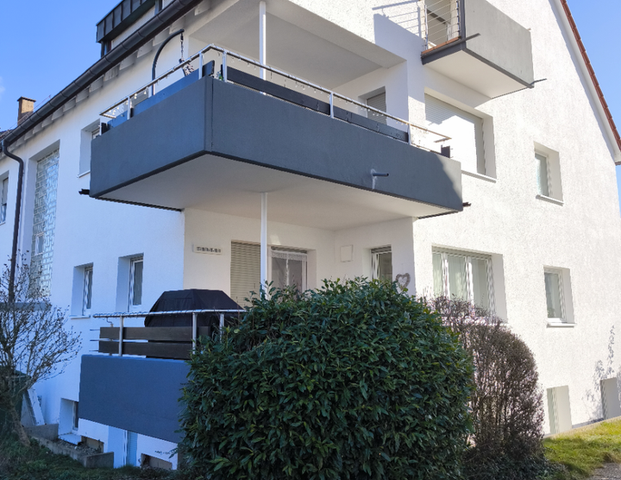 S-Heumaden: Moderne, helle 2-Zimmer-Dachgeschosswohnung mit Balkon - Photo 1