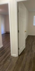 Centrally Located at Katharine Apartments - Photo 4