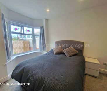 Seaside Detached Bungalow - Photo 6