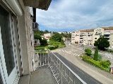 Appartement avec garage à louer à ANNONAY, à proximité du centre ville et des commerces. - Photo 1