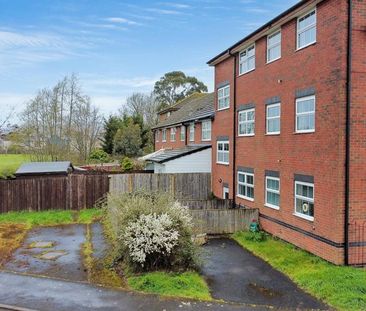 2 bedroom ground floor flat to rent - Photo 5