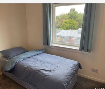 Room in a Shared House, Crewe Road North, EH5 - Photo 4