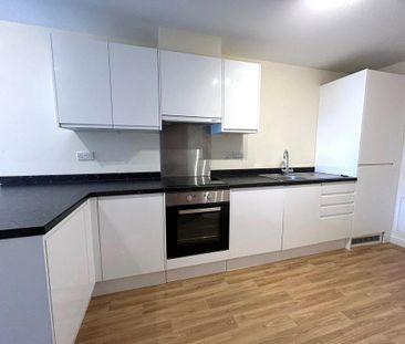 1 bedroom flat to rent - Photo 2