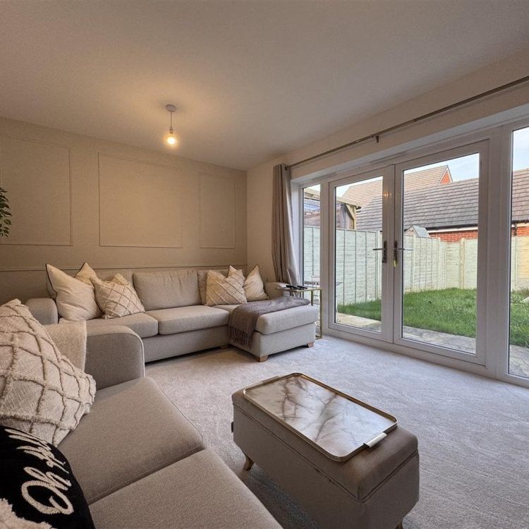 Apple Tree Close, Norton Fitzwarren, ..., Taunton - Photo 1