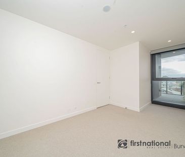 Lifestyle Living in the Central of Glen Waverley - Photo 4