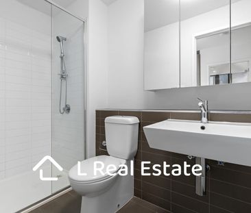 Fully Furnished - 2B2B1Carpark Sky-High Sophistication with Panoram... - Photo 2