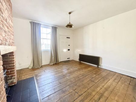 2 bedroom cottage to rent - Photo 2
