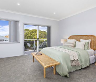 Fully Furnished Three-Bedroom Home In The Heart Of Kiama - Photo 5