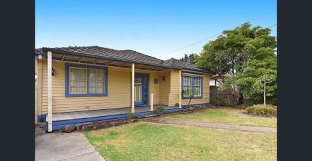 Family Sized Home! - Photo 5