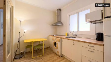 Studio for rent in El Poble Sec - Photo 4