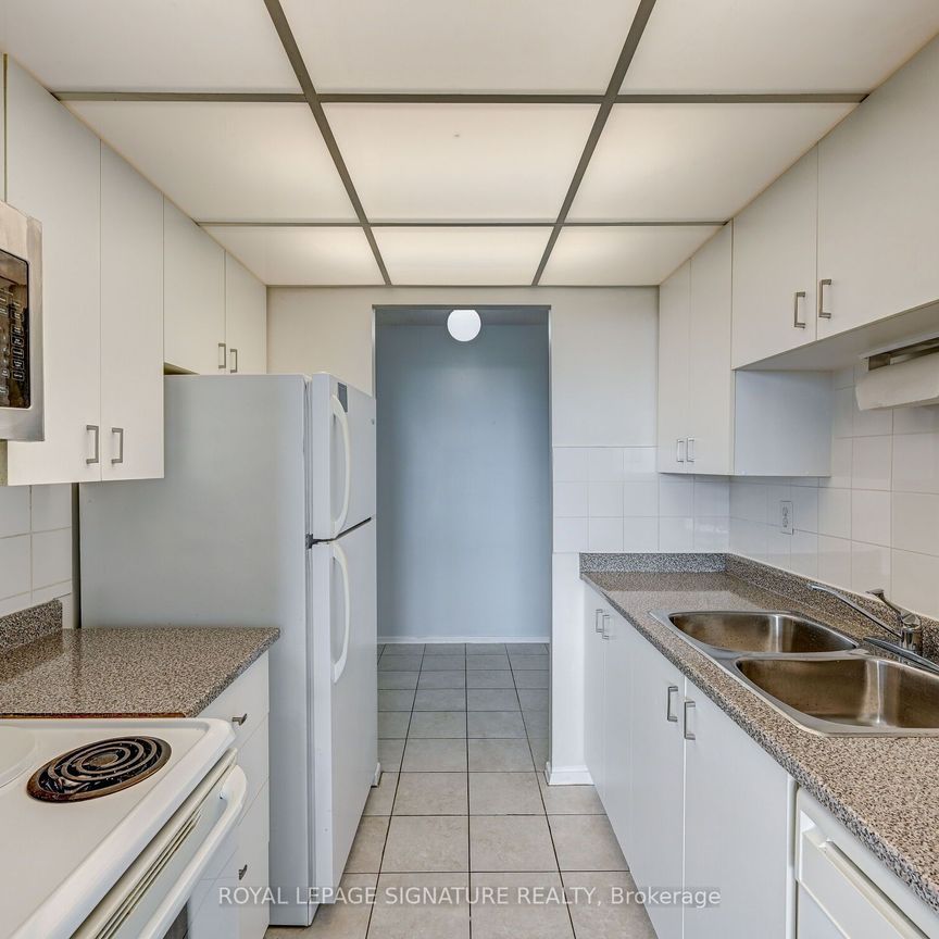 For Lease - 4 Lisa Street Unit# 1411, Brampton, Ontario - Photo 1