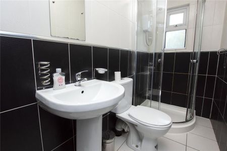 7 bedroom house to rent - Photo 3