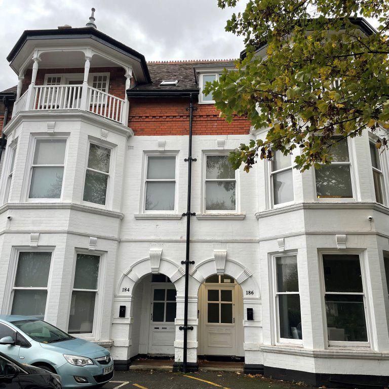 4 bedroom apartment to rent - Photo 1