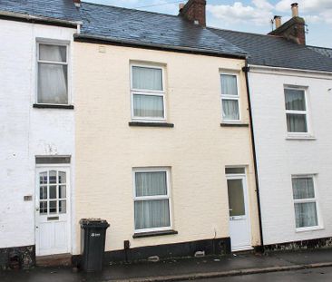4 bedroom terraced house to rent - Photo 1