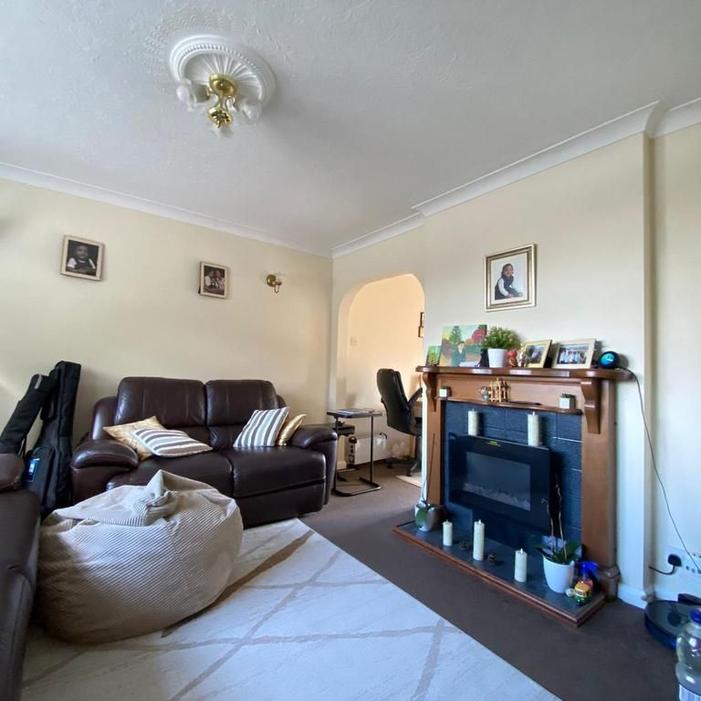3 bedroom house to rent - Photo 1
