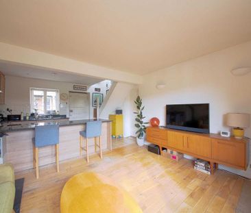 2 bedroom semi-detached house to rent - Photo 1