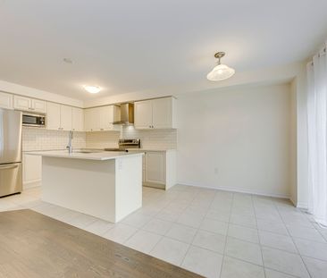 For Lease - 122 Esther Crescent, Thorold, Ontario - Photo 3