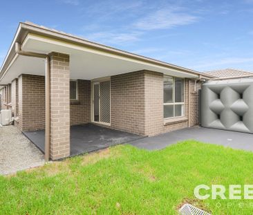 21 Tourmaline Drive, Rutherford - Photo 4