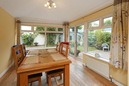 1 Seaforth Close, Bangor, BT20 5HE - Photo 4