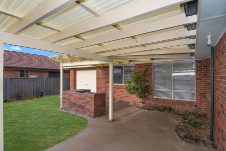 FAMILY HOME IN POPULAR LOCATION - Photo 3