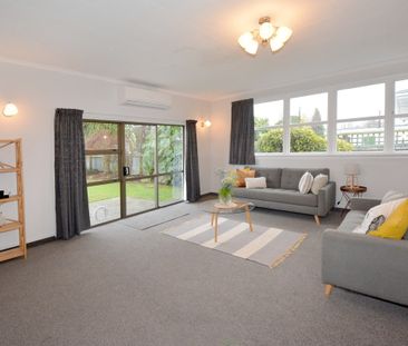 Family Home - Photo 3