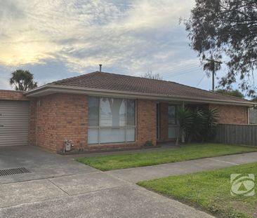 PRIME LOCATION WITH CONVENIENCE - Photo 1